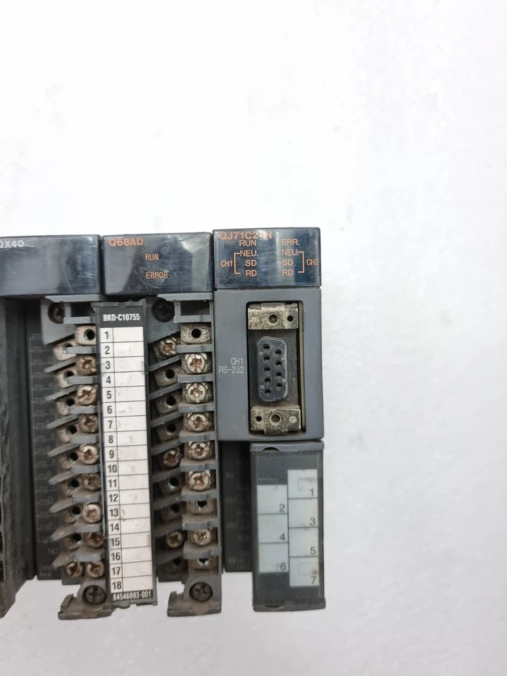 MITSUBISHI Q62P, Q00CPU, 6PCS QX40, Q68AD, QJ71C24N, Q38B-E Q SERIES PLC SET